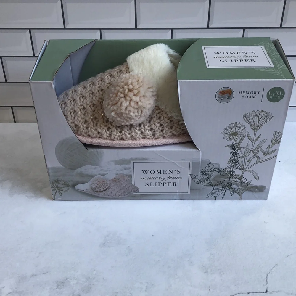 Blue Star Clothing Company Memory Foam Slipper - Picture 2 of 4